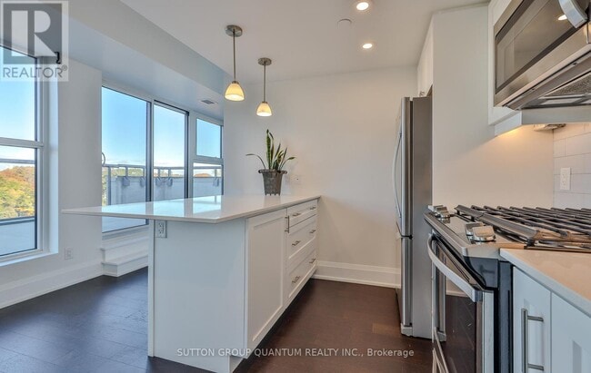 Photo - 1400 Kingston Rd Unité 504