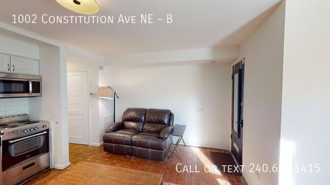 Photo - 1002 Constitution Ave NE Unit B