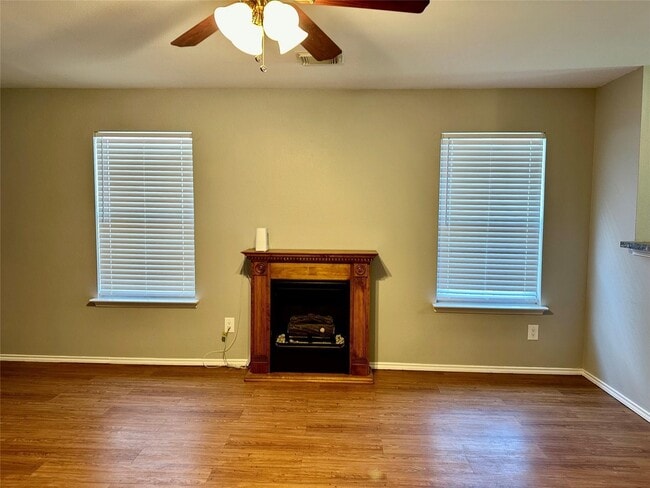 Building Photo - 29631 Evergreen Hills Dr Rental