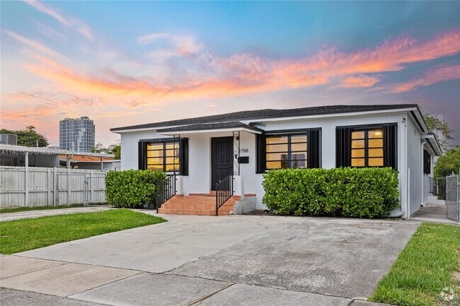 Building Photo - 2788 SW 33rd Ct Unit A Rental