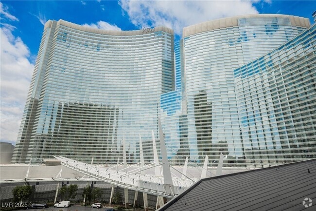 Building Photo - 3726 S Las Vegas Blvd Unit 302 Rental
