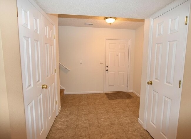 Photo - 2307 Middle View Dr