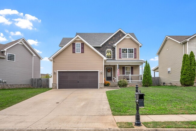 Building Photo - 667 Fox Hound Dr