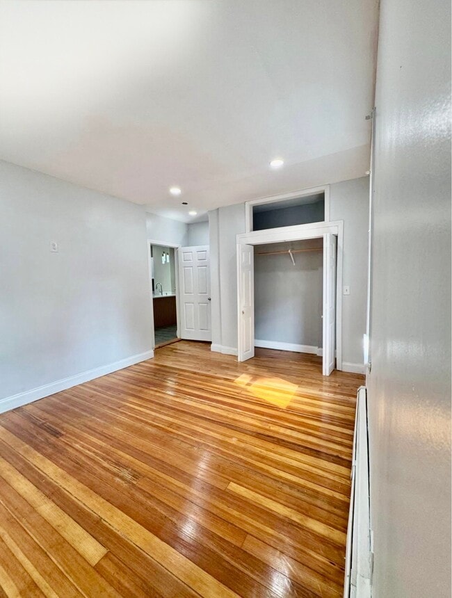 Photo - 748 Douglas Ave Unidad 1st floor
