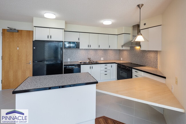 Photo - 801 S King St Unit 1706