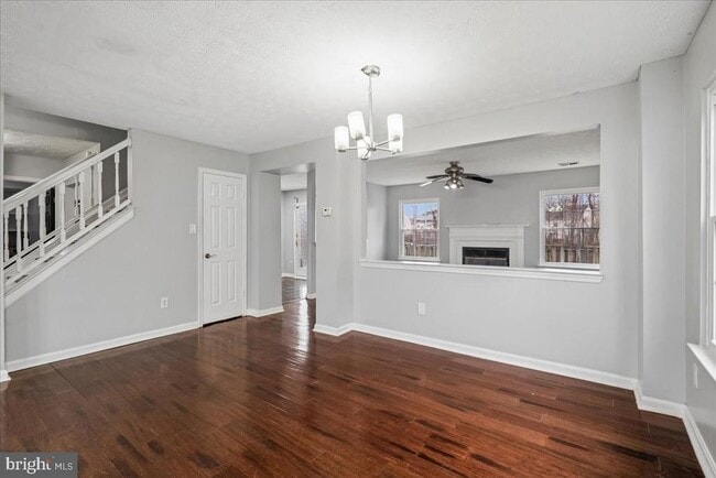 Photo - 13909 Lord Fairfax Pl