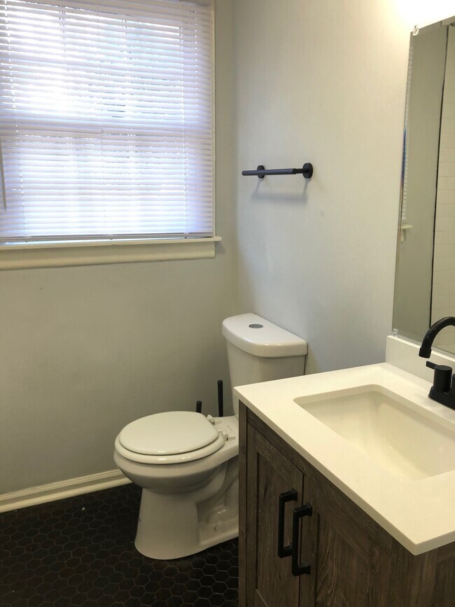 Photo - 1804 Screven Pl