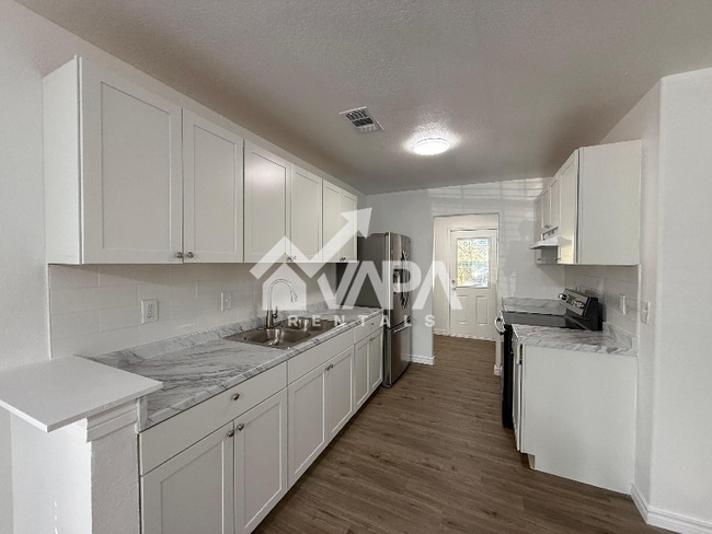 Photo - 9846 Alisa Brooke