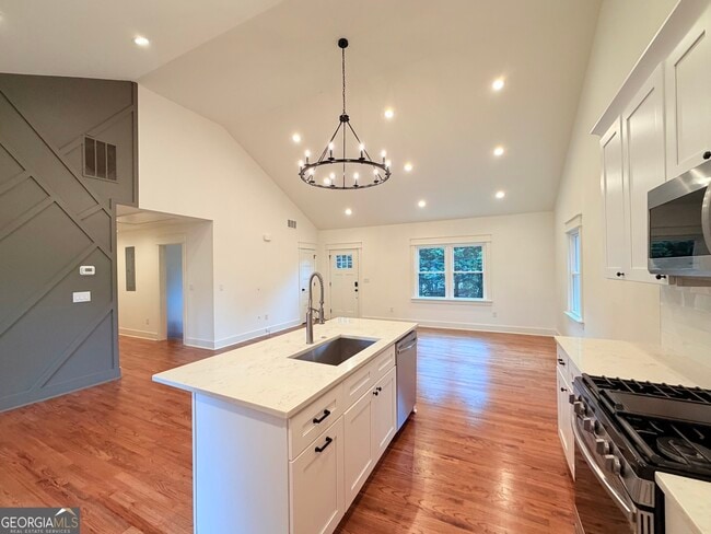 Photo - 3300 Ridgecrest Rd