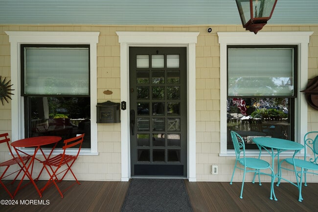 Photo - 511 Asbury Ave