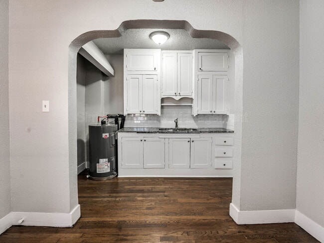 Photo - 1515 NE 13th St