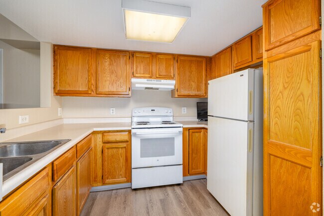 2BR, 1BA - 850SF - Kitchen - Downing Square Apartments
