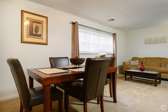 The Willow 1BR, 1BA - 618SF