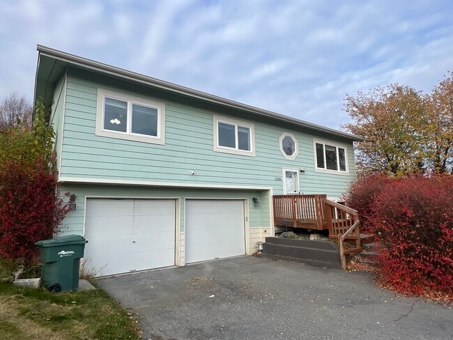 4 bedroom, 2 bathroom, 2 car garage home w... - 4 bedroom, 2 bathroom, 2 car garage home w...