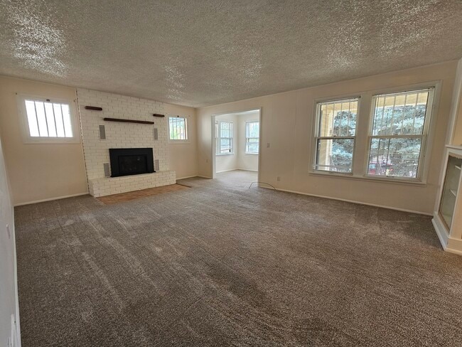 Photo - 1806 W Yampa St