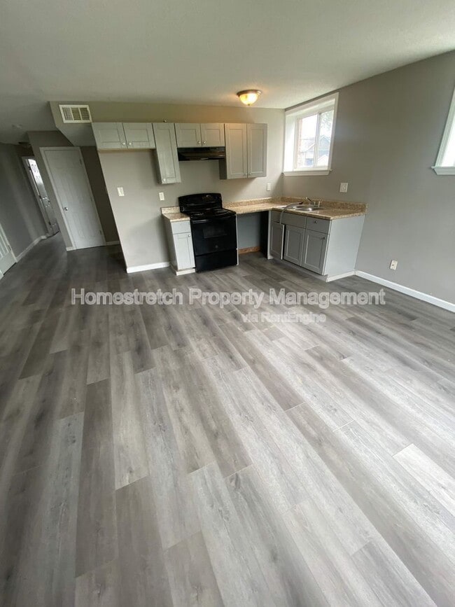 Photo - 4651 S Spring Ave Condo Unit 1