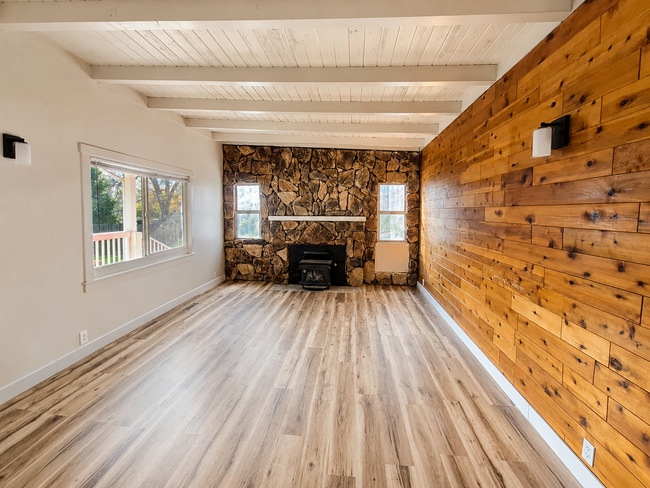 Photo - 14905 CA-88
