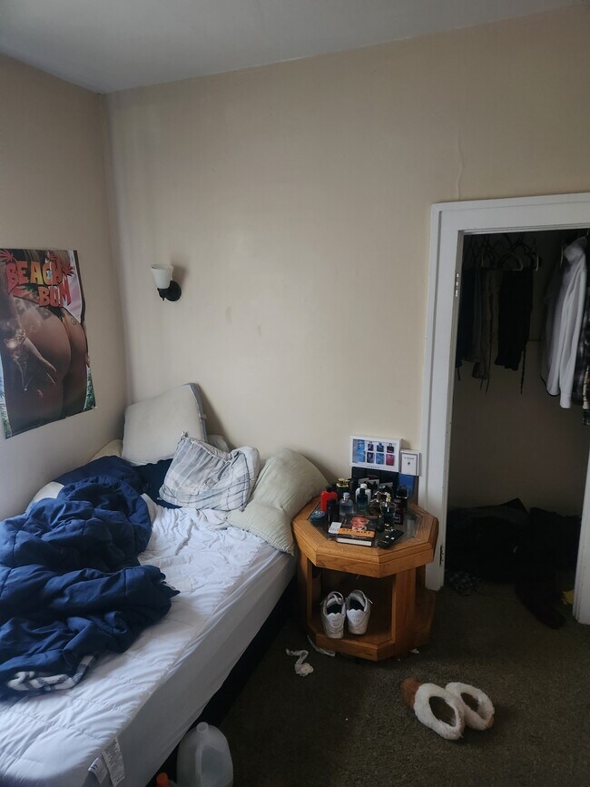 102 Englewood Ave