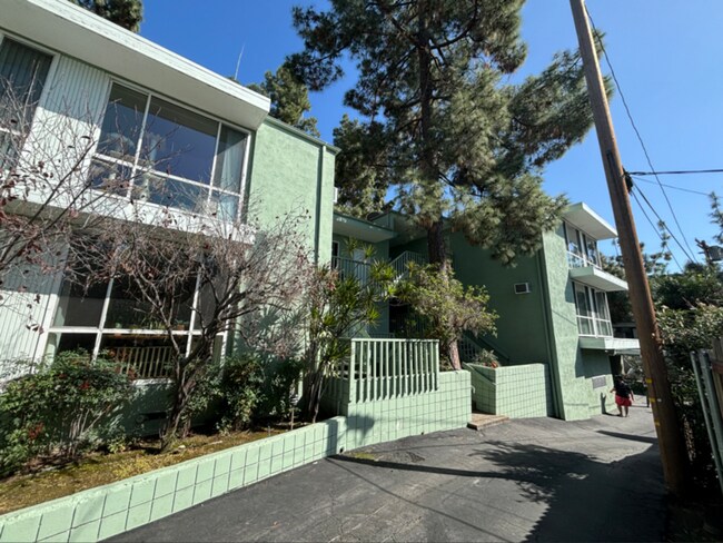 Photo - 1625 Raymond Hill Rd