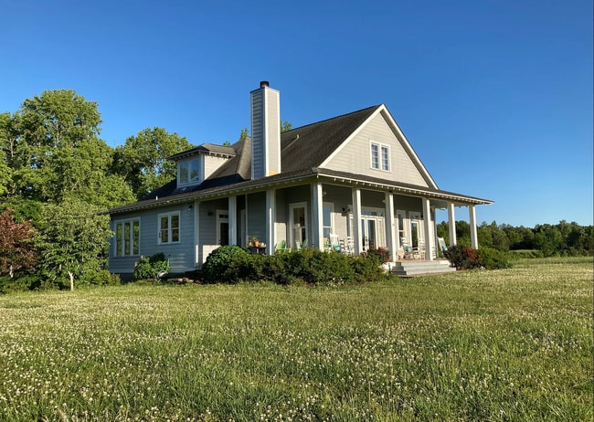 Turnkey Furnished Home on 5 Acres – Just B... - Turnkey Furnished Home on 5 Acres – Just B...