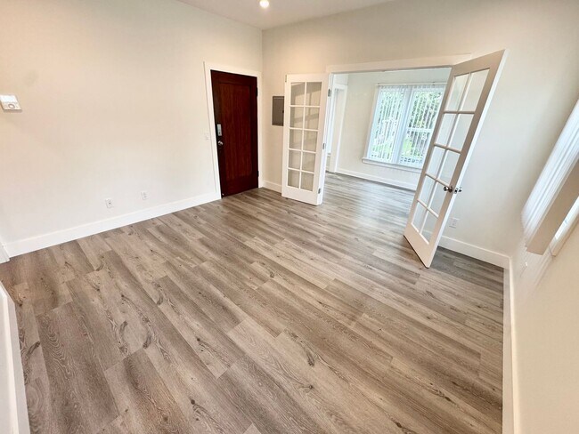 Photo - ***1 Bed 1 Bath apartment in the most desi... Unidad #86-4 N Catalina