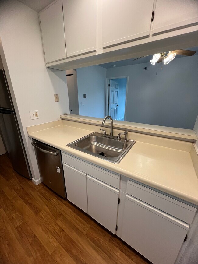 Photo - 125 Glengarry Dr Condo Unit 301