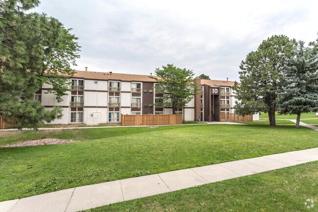 Pine Creek Apartments