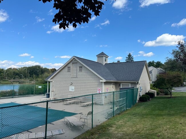 Photo - 12 Boulevard Dr