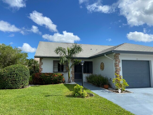 Building Photo - 125 Moccasin Trail S Rental