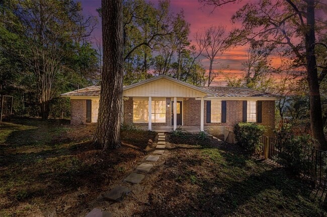 Building Photo - 298 Pinemont Dr Rental
