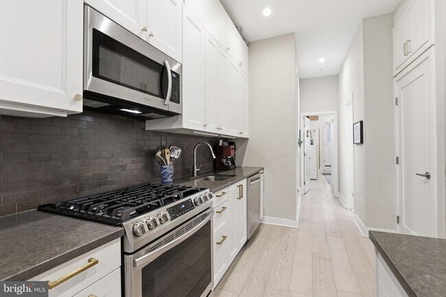 Photo - 2812 13th St NW Unit 3