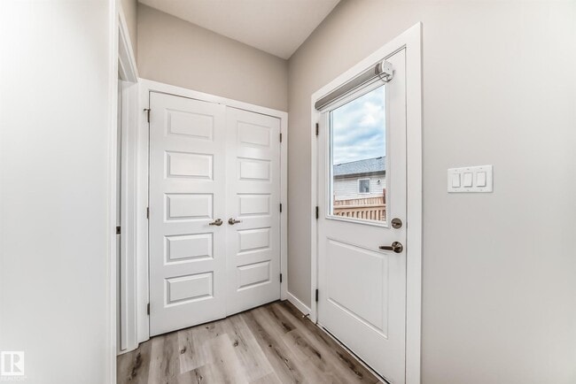 Photo - 6536 Chappelle Vis S W