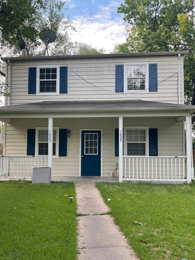 Photo - 1025 Colorado St