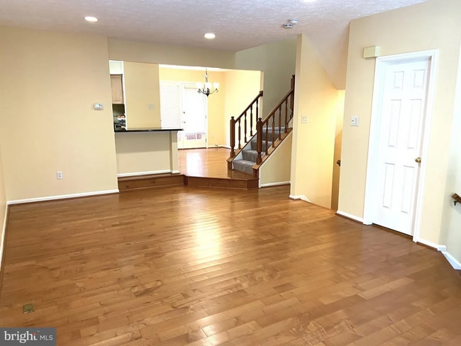 Photo - 27 Beacon Hill Way