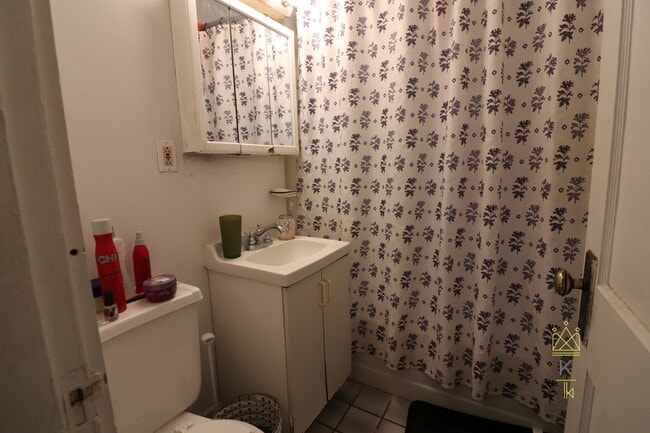 Photo - 1665 Commonwealth Ave Unidad 5