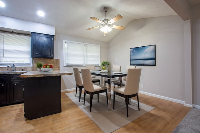 Photo - 3 Bedroom / 1.5 Bath in LaVista!!