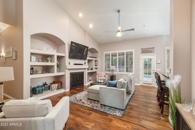 Photo - 11160 E Greythorn Dr