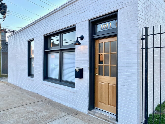 Photo - 1011 S Newstead Ave