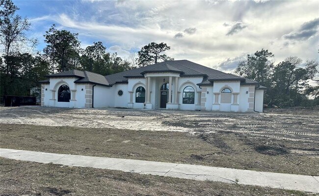 Building Photo - 5780 N Lena Dr