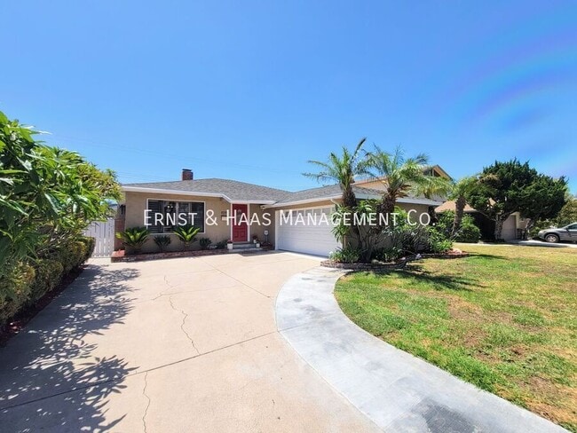 Building Photo - 3520 E Curry St