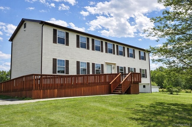 Photo - 69 Old Unionville Rd Unidad 4