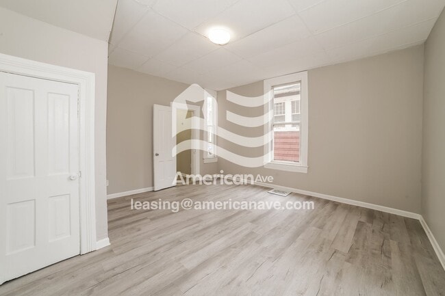 Photo - 1319 N Broadway St