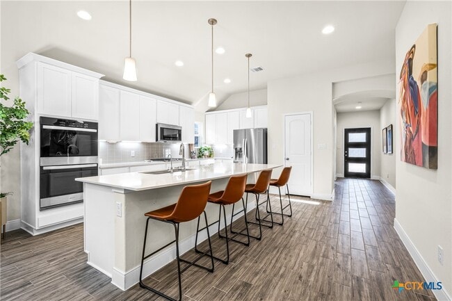 Photo - 2263 Bluewood St