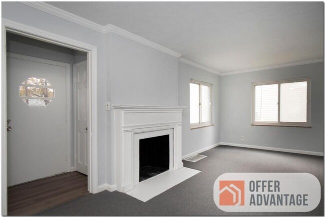 Photo - 638 E 240th St