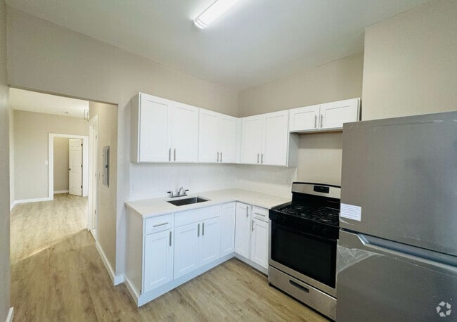 Building Photo - 10 Sheffield St Unit 4 Rental