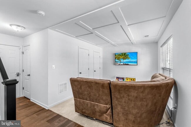 Photo - 10625 Meridian Hill Way