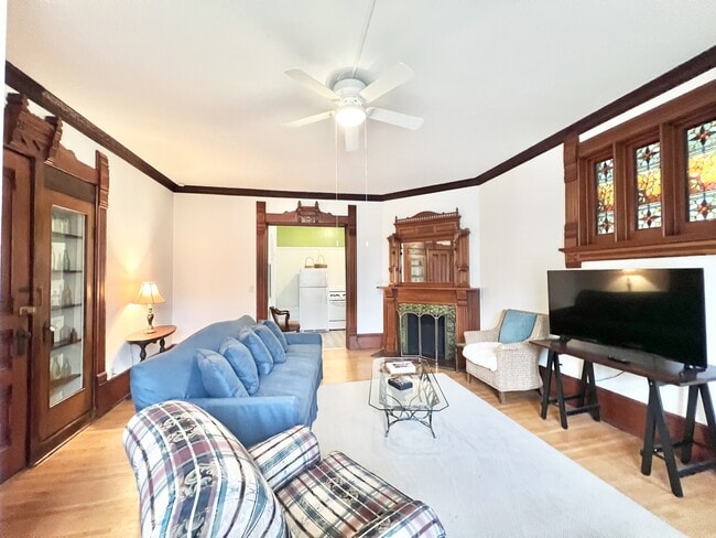 Photo - 420 N Jackson St Unidad 1