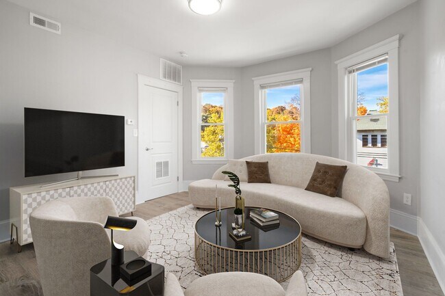 Photo - 517 Washington St Unit 2