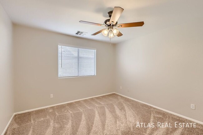 Photo - 7926 S 67th Dr