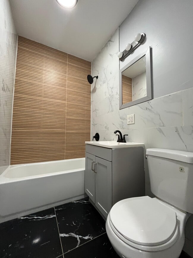 Photo - 316 Summit Ave Unit 14